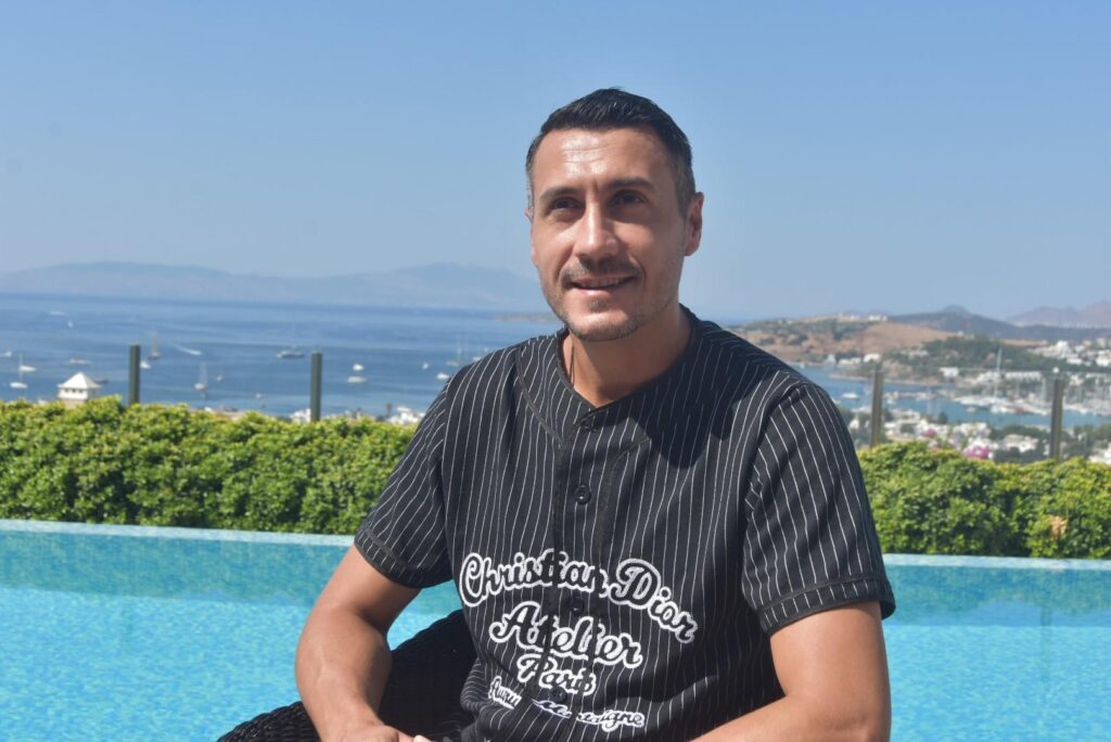 Adis Jahovic’ten transfer açıklaması: Beşiktaş ve Fenerbahçe…