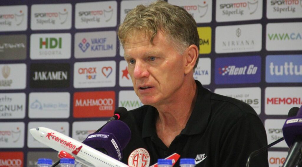 Antalyaspor teknik sorumlusu Alfons Groenendijk: Son şampiyona 5 gol attık, biraz ağır bir skor oldu