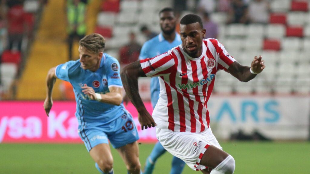 Antalyaspor’da Haji Wright’ın dünya kupası hedefi