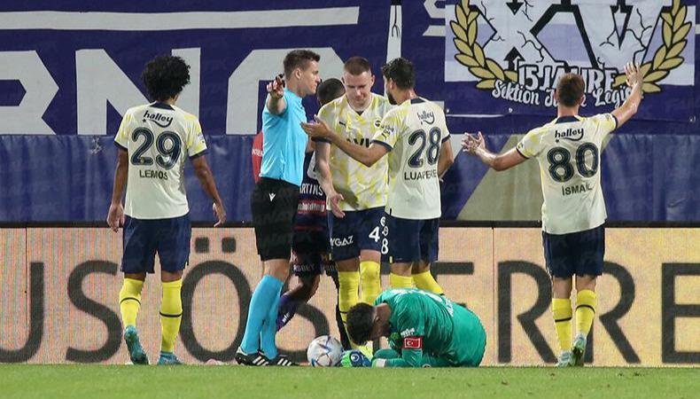 Austria Wien – Fenerbahçe maçında şok hareket! Altay Bayındır yerde kaldı