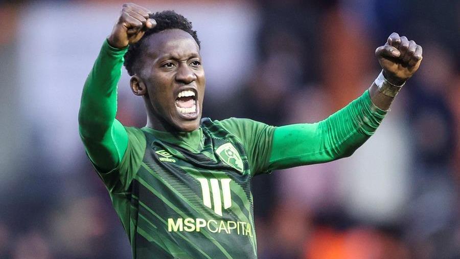 Beşiktaş haberi: Transfer operasyonu sürüyor! Siriki Dembele, Kaan Ayhan, Denayer…