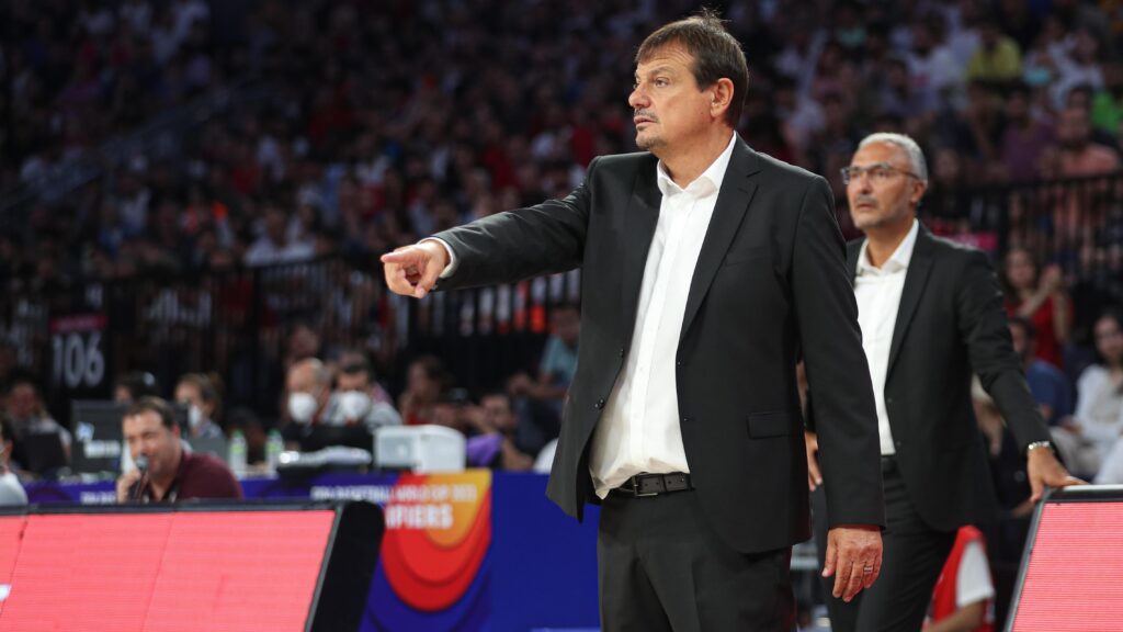 Ergin Ataman’dan hakem isyanı: Büyük saygısızlık yaptılar