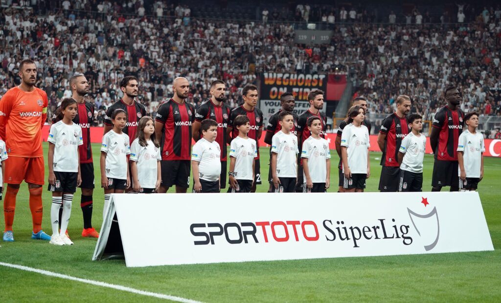 Fatih Karagümrük’te 2 değişiklik