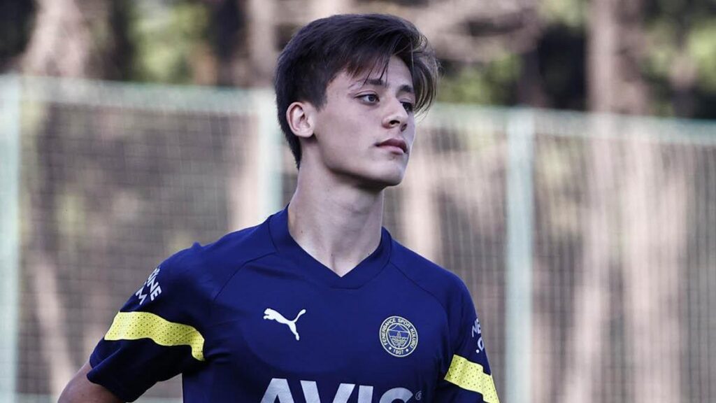 Fenerbahçe’de Arda Güler’in annesi ameliyat oldu