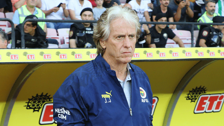 Fenerbahçe’de Jorge Jesus tartışılıyor