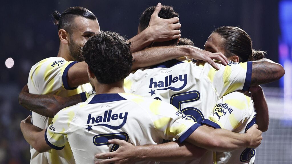 Fenerbahçe’de yabancı sorunu! Forvet gelirse…