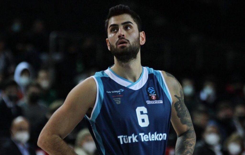 Gani Erdi Gülaslan, Manisa BBSK’da