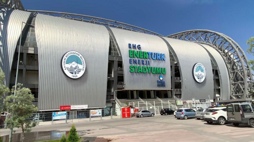 Kadir Has Stadı’nın ismi değişiyor