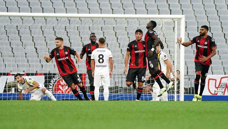 Karagümrük galibiyetle tanıştı