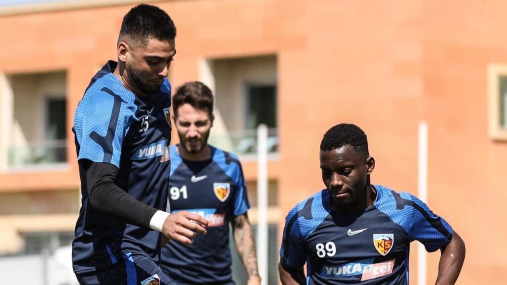 Kayserispor kadrosu belli oldu