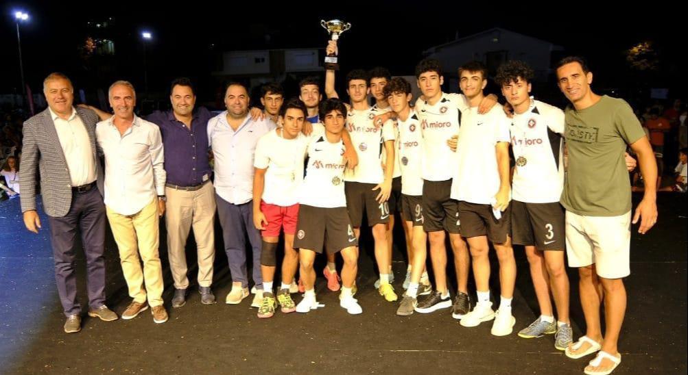 Kınalıada’da Navasartyan yaz festivali oyunları damgası