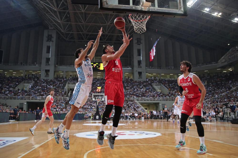 Milli Takım’da Yiğitcan Saybir sakatlandı