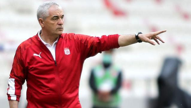 Sivasspor Teknik Direktörü Rıza Çalımbay tarihe geçti! Tam 600. maç…