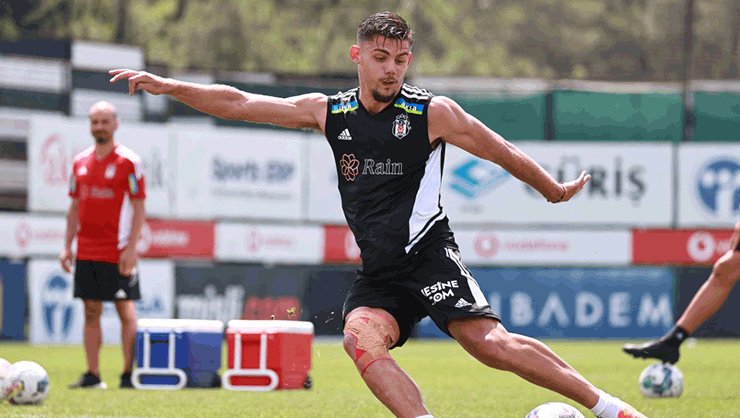 Son dakika Beşiktaş transfer haberi! Montero ile yollar ayrılıyor