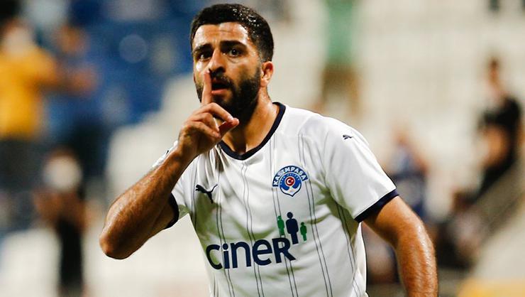 Son dakika transfer haberi! Trabzonspor’dan Umut Bozok’a yeni teklif!