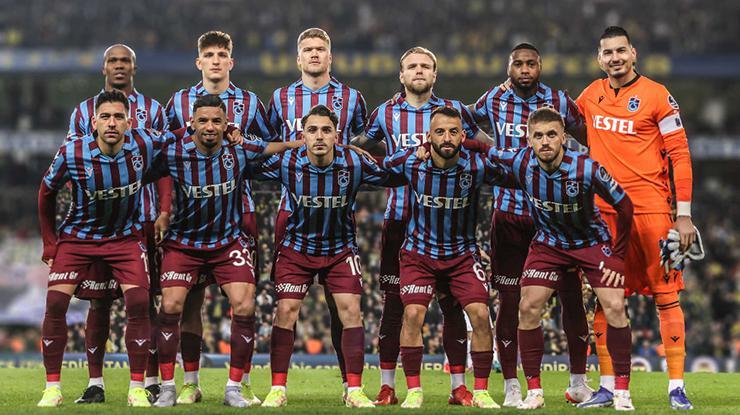 Trabzonspor şampiyon kadroyu değiştirdi