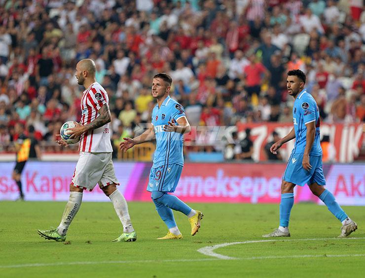 Trabzonspor’da Enis Bardhi fırtınası