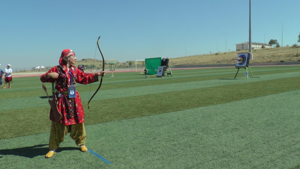 Türkiye’nin en iyi geleneksel okçuları Nevşehir’de yarıştı