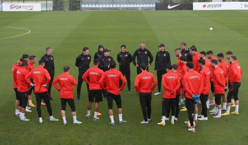 A Mili Futbol Takımı Danimarka’ya gitti