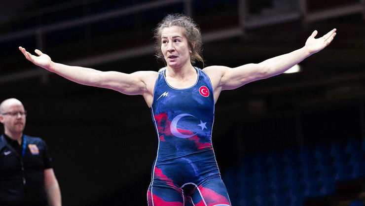 Altın madalya Yasemin Adar Yiğit’in!