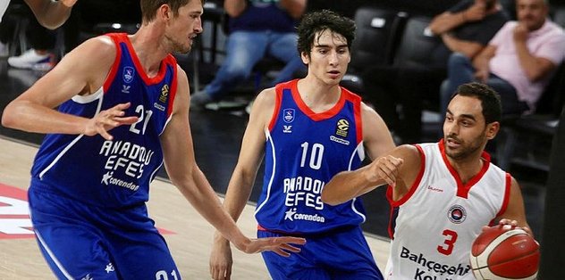 Anadolu Efes finalde
