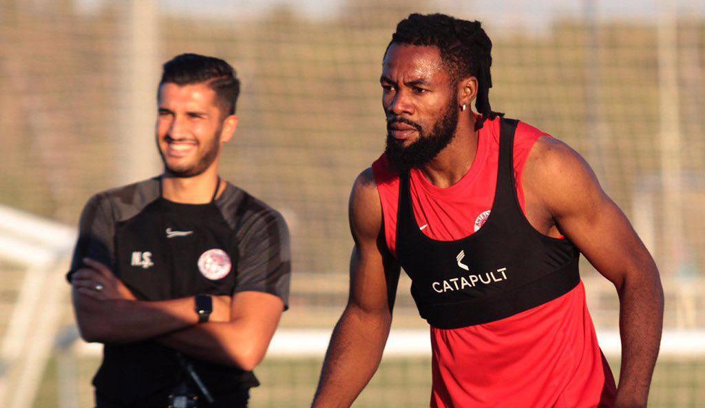 Antalyaspor’da Luyindama ve Nakajima takımla ilk antrenmanlarına çıktı