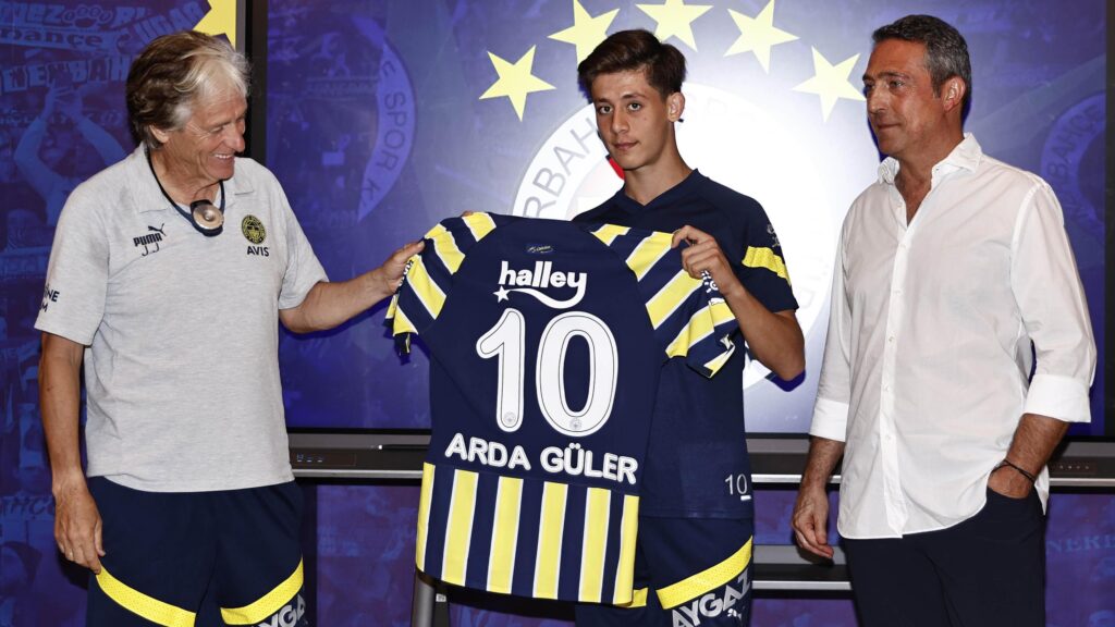 Arda Güler’den samimi açıklamalar “Çubuklu forma benim için en özeli”