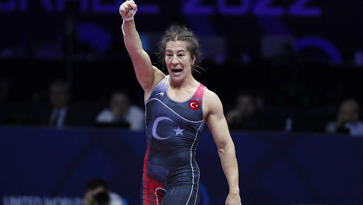 Balıkesir’in gururu Yasemin Adar