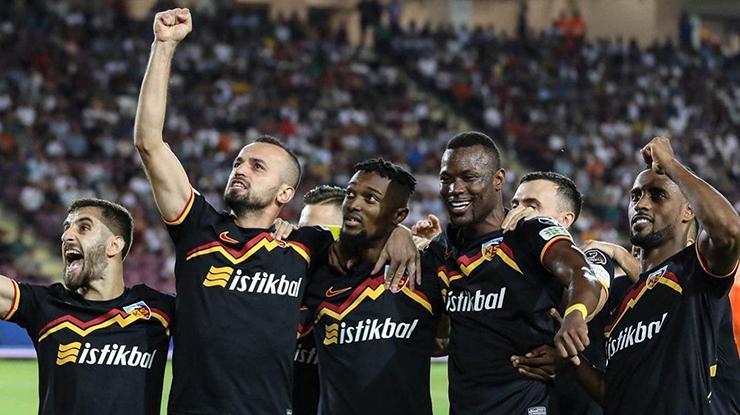 Bernard Mensah ilk golünü attı