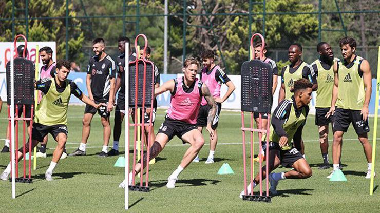 Beşiktaş Başakşehir hazırlıklarını sürdürdü