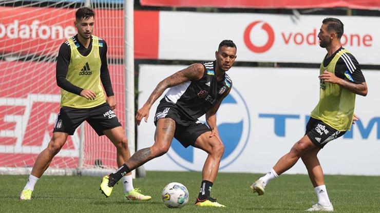 Beşiktaş, İstanbulspor maçı hazırlıklarına başladı