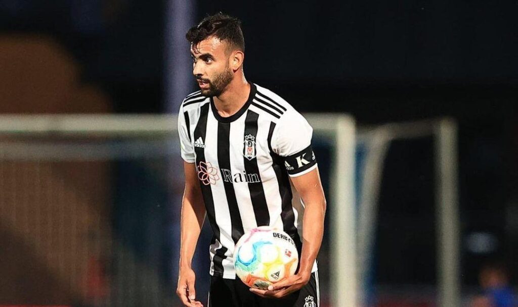 Beşiktaş, Rachid Ghezzal’ı mumla arıyor!