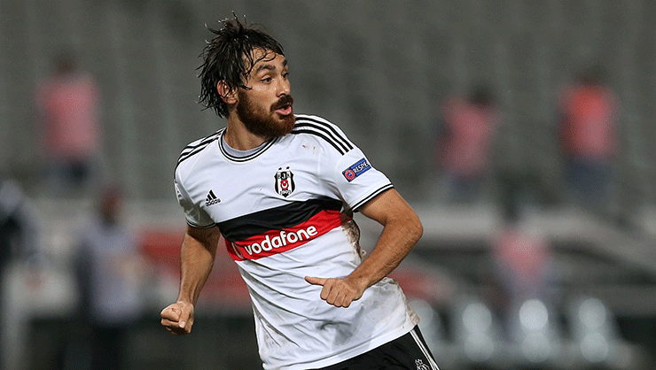Beşiktaş’ın eski futbolcusu Veli Kavlak’tan transfer itirafı