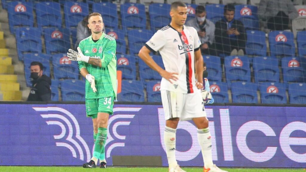 Beşiktaş’ta aranan isim: Mert Günok