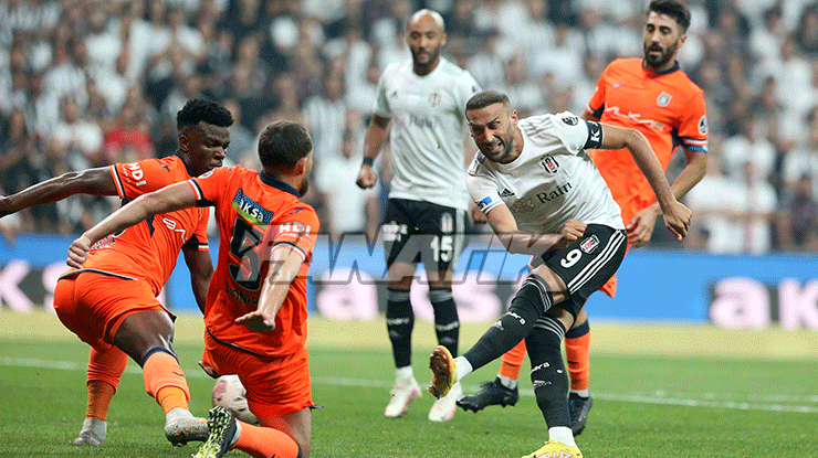 Beşiktaş’ta Cenk Tosun’un gözü formada!