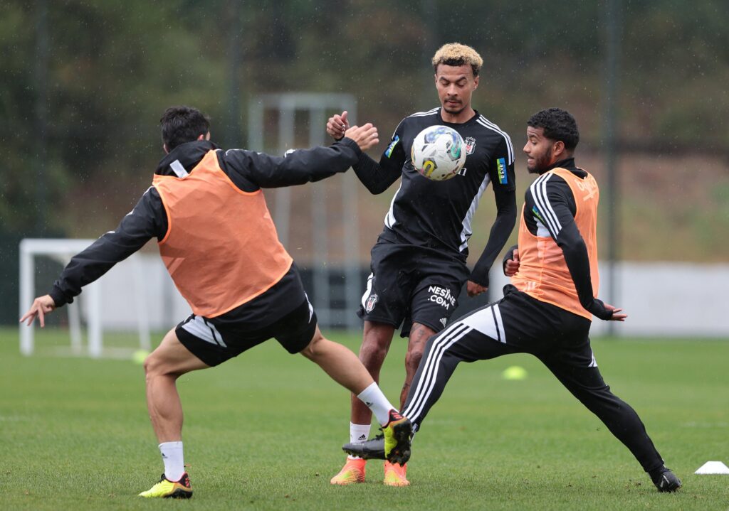 Beşiktaş’ta derbi hazırlıkları sürüyor