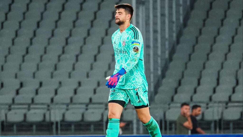 Beşiktaş’ta Ersin Destanoğlu’na tepki! Islık sesleri yükseldi