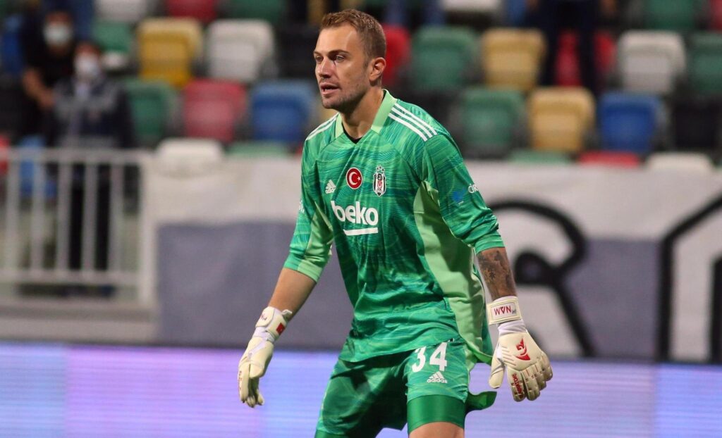Beşiktaş’ta kale Mert Günok’a emanet
