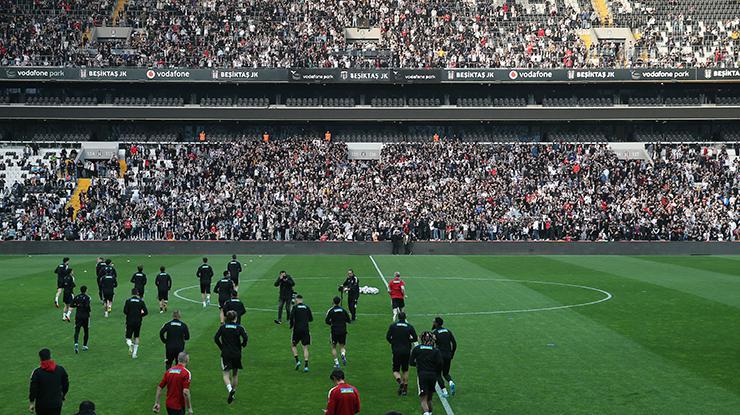 Beşiktaş’tan taraftara açık antrenman