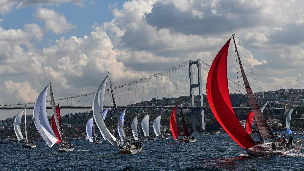 Bosphorus Cup’ta yarış nefes kesti