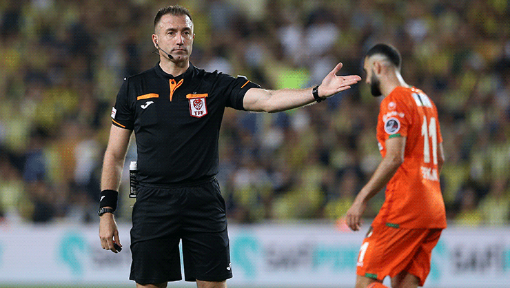 Deniz Çoban o pozisyonları değerlendirdi! Fenerbahçe – Alanyaspor maçında 2 kritik hata!