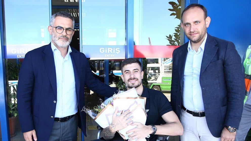 Dorukhan Toköz Trabzon’a geldi