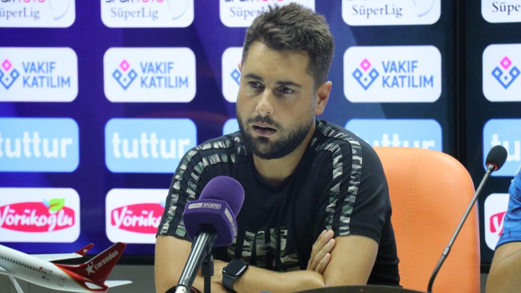 Felipe Sanchez Mateos: Karşımızda şampiyonluk için kurulmuş bir takım var