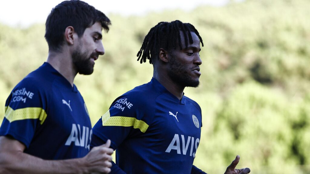 Fenerbahçe, Dinamo Kiev maçının hazırlıklarına başladı