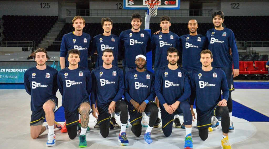 Fenerbahçe Koleji-Kocaeli BŞB Kağıt Spor maç sonucu: 94-75