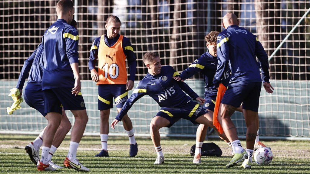 Fenerbahçe’de Beşiktaş derbisi hazırlıkları başladı