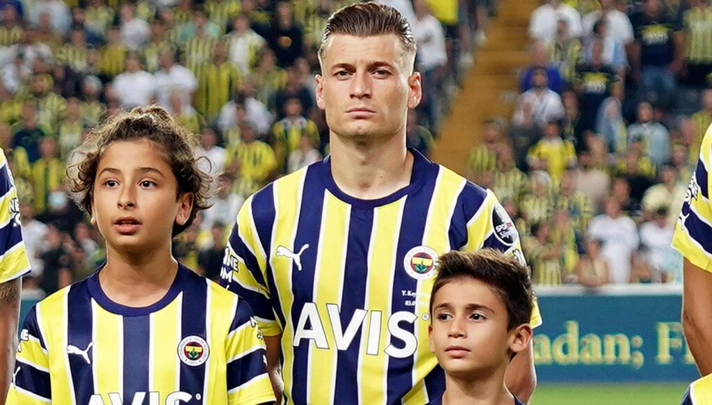 Fenerbahçe’de Ezgjan Alioski, ligde ilk kez 11’de