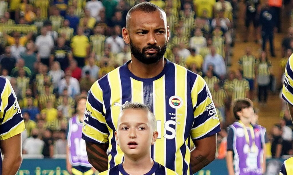 Fenerbahçe’de Joao Pedro, ilk kez 11’de sahaya çıktı