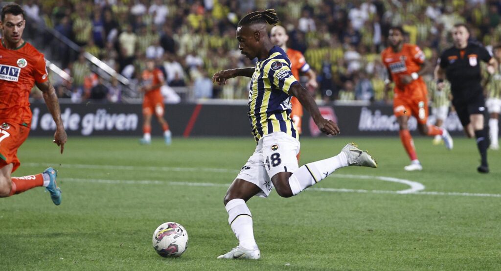 Fenerbahçe’nin görev adamı: Lincoln Henrique