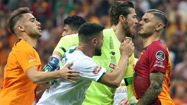 Galatasaray – Konyaspor maçında ortalık karıştı! Sehic’e kırmızı kart